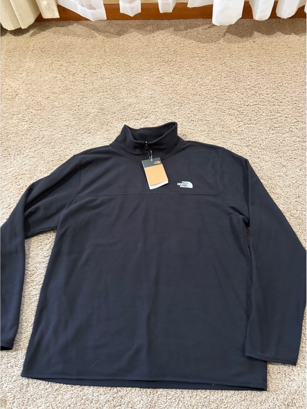 The North Face Men's Cedar Trail Grid Fleece ¼-Zip Pullover black XL logo sleeve